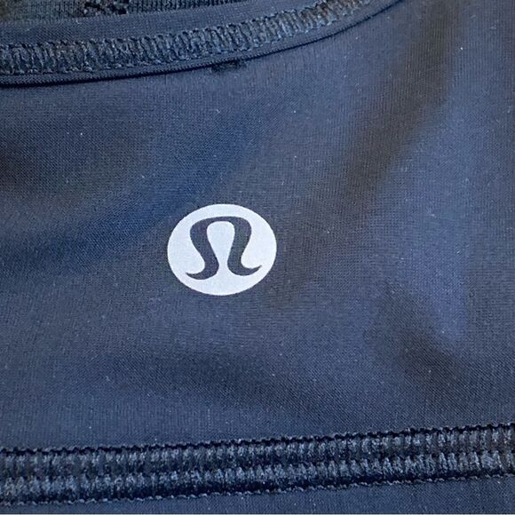 Lululemon Colour Me Quick Bra Size 6 - Picture 5 of 6